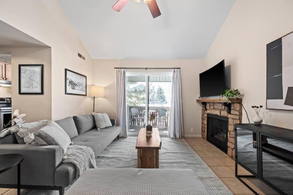 Cozy Top Floor Condo With Mountain Views Park City Zewnętrze zdjęcie